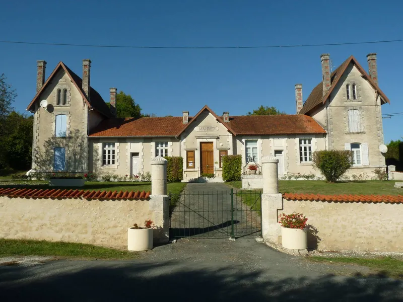 Vue de Bouteilles-Saint-Sébastien, Dordogne